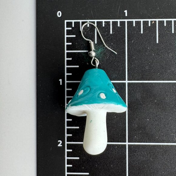Novelty Pierced Earrings Blue and White Mushroom Plastic *read* - Picture 4 of 5